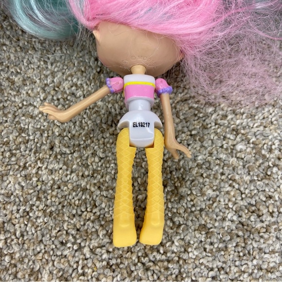 Shopkins Lil Secrets Lil Shoppies Peppa Mint, Doll Only - Picture 4 of 6